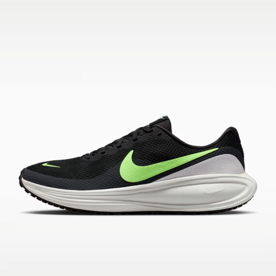 NIKE REVOLUTION 8