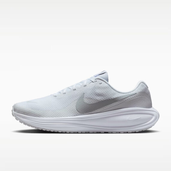 NIKE REVOLUTION 8