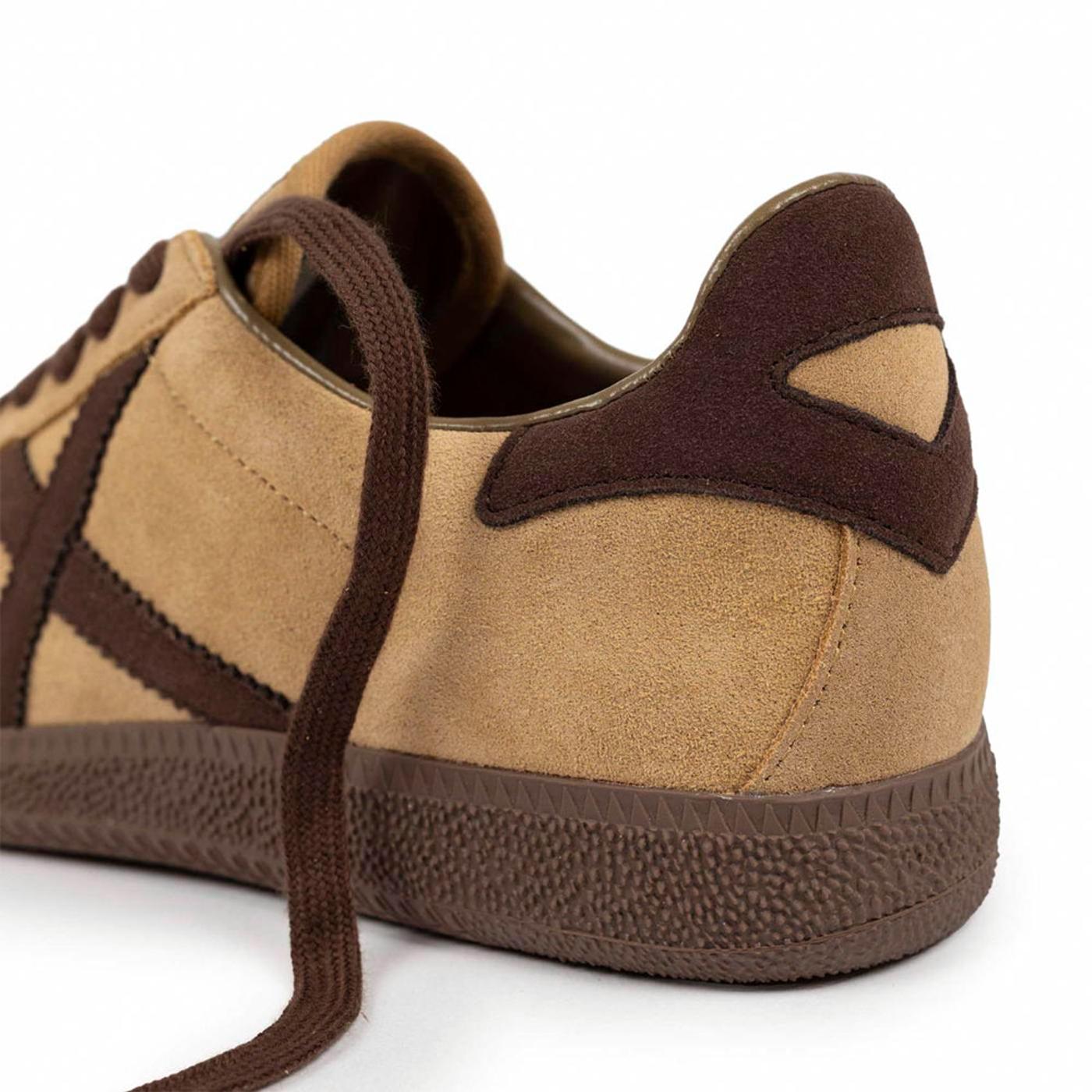 MUNICH Barru 180 camel 8290180 ZAPATILLA DEPORTIVA