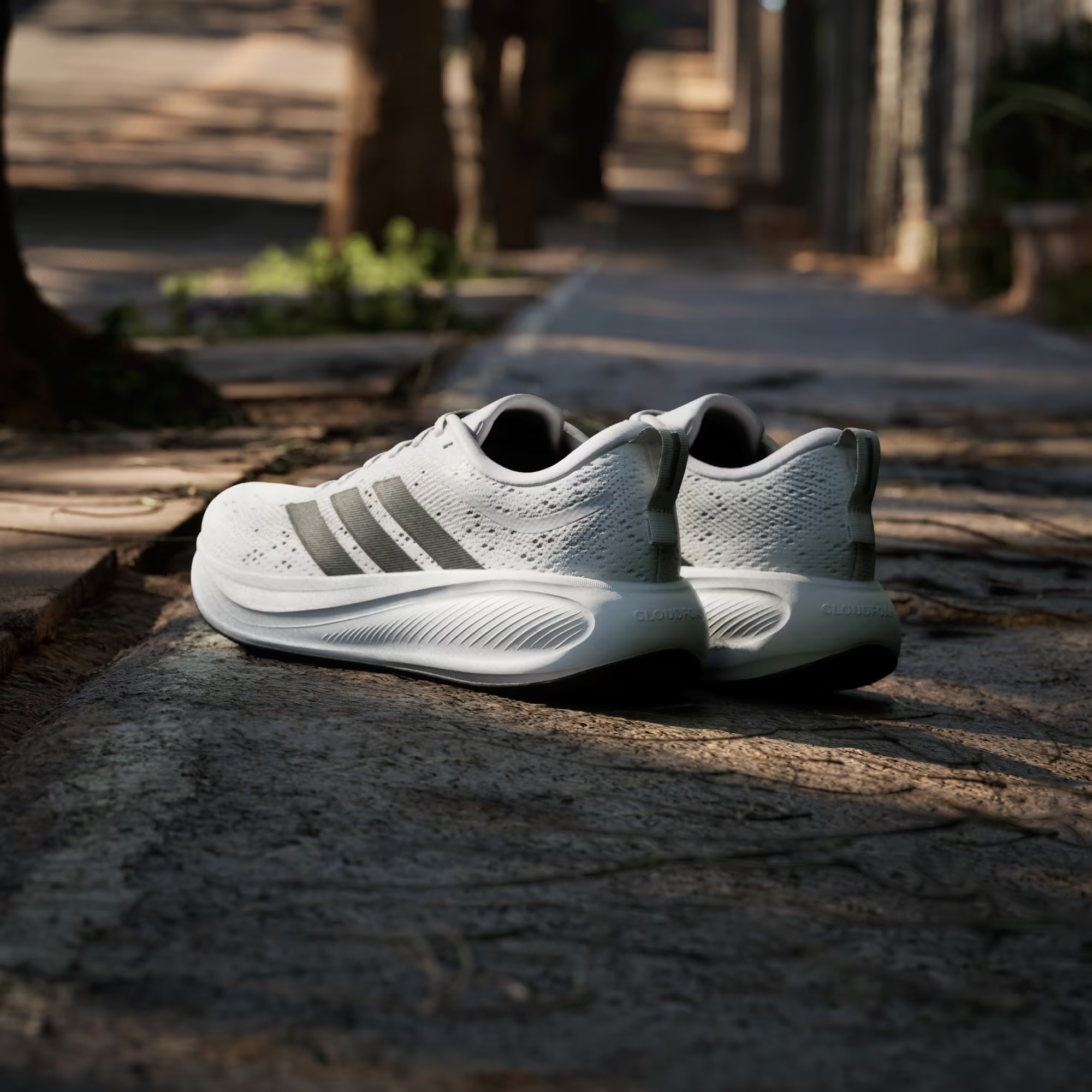 RESPONSE_PACE_RUNNING_SHOES_White_KJ1773_HM6